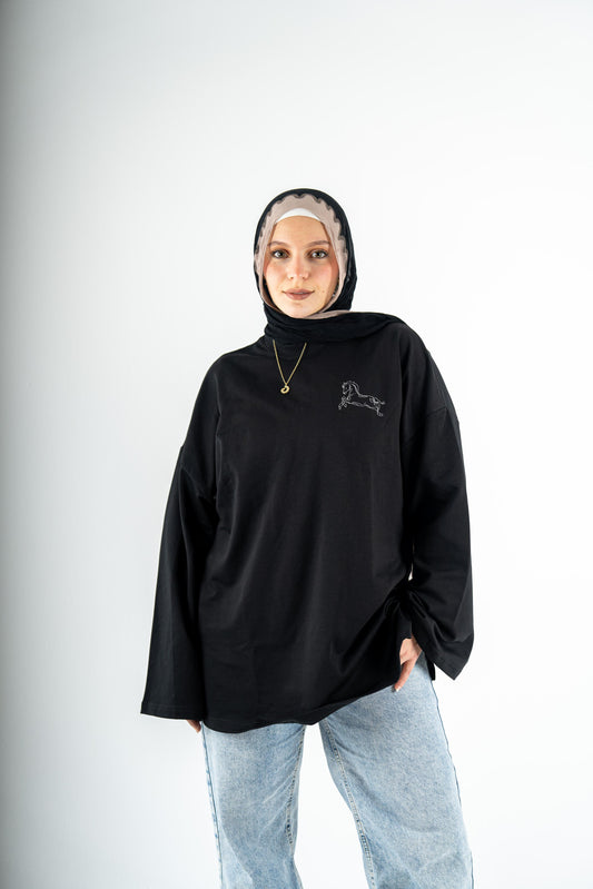 الخيل والليل والبيداء black widesleeves t-shirt