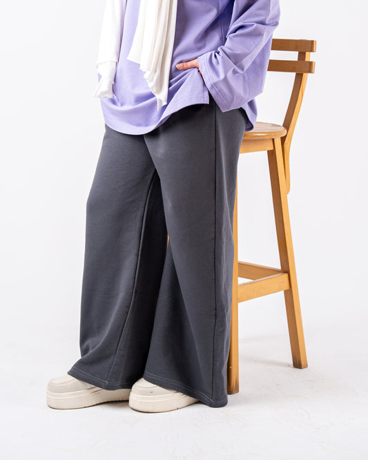 grey wideleg sweatpants