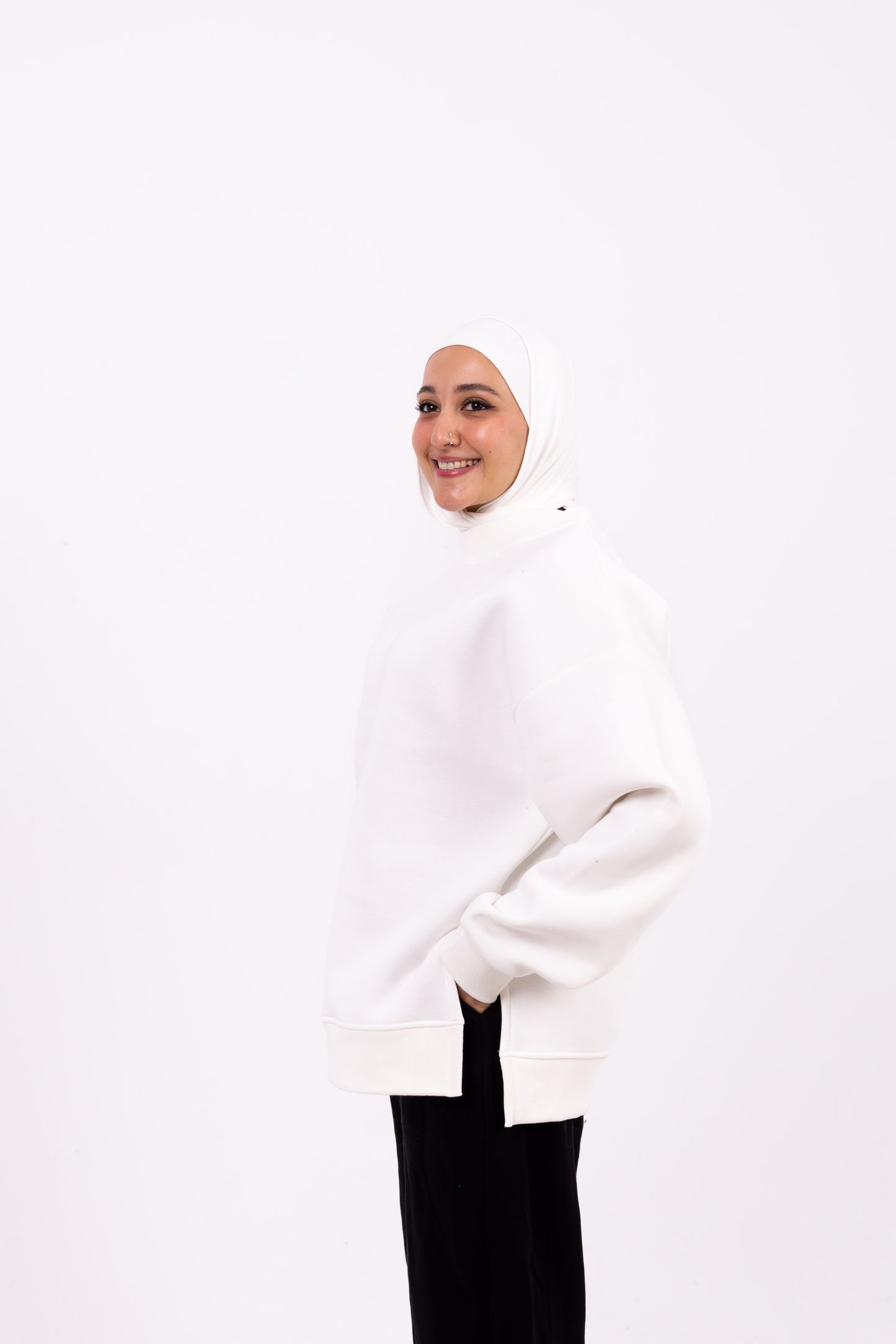 White summer-sweatshirt