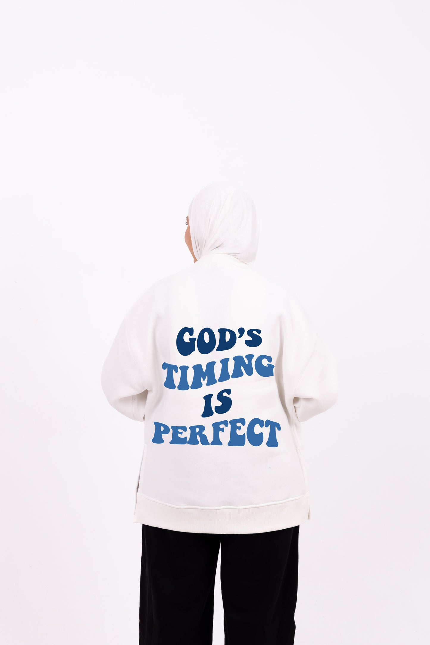 God timing white summer-sweatshirt